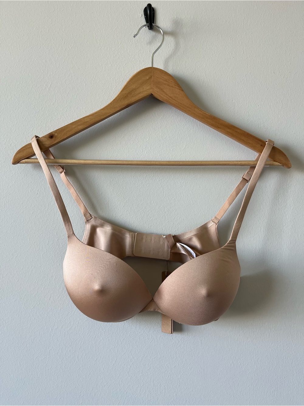 SKIMS Ultimate Nipple Push-up Bra 32C NWT Clay Color